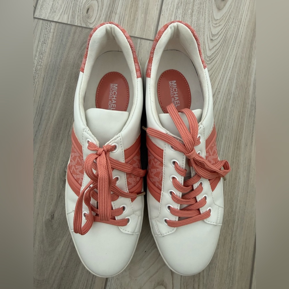 Michael Kors Poppy Leather and Logo Stripe Lace-Up Sneakers in Coral/Pink
